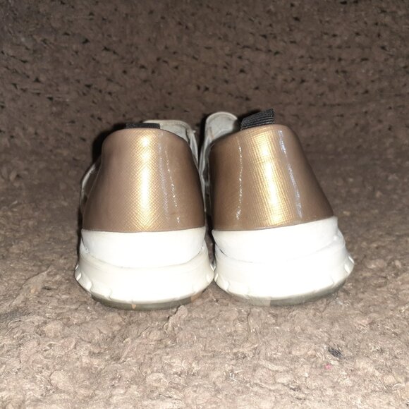 FLY LONDON-Ivory Perforated Leather/Gold Patent-Flats-Size 37-Excellent - Picture 5 of 7